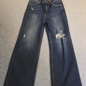 NWOT Loose Fit High Rise Distressed Denim Jeans